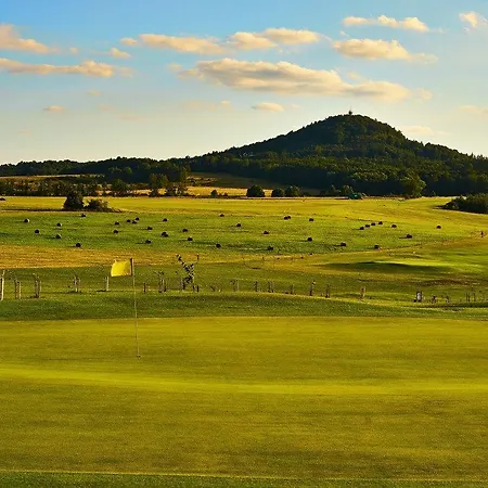 Hotel Golf Ceska Lipa 4*