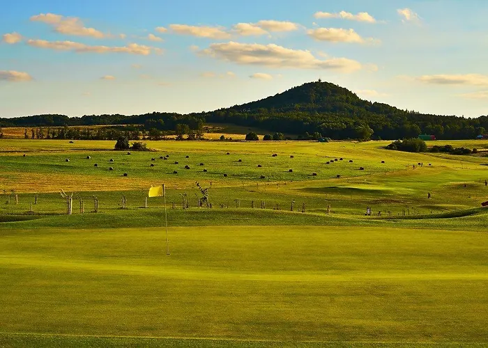 Hotel Golf Ceska Lipa 4*